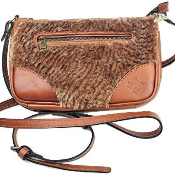 Patricia Nash Handbags - Patricia Nash Paullo Sherpa Leather Crossbody Bag